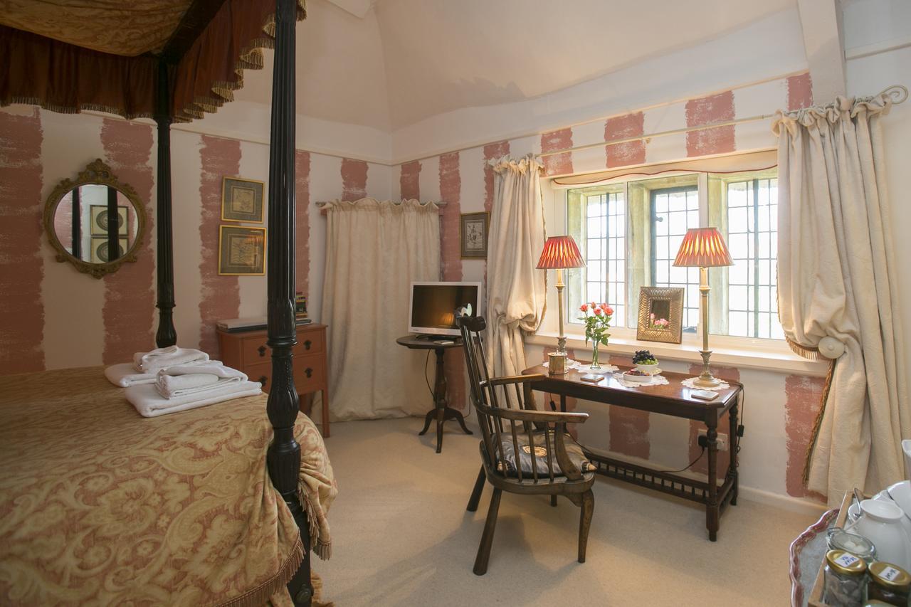 דורצ'סטר Tudor Cottage B&B Frampton מראה חיצוני תמונה
